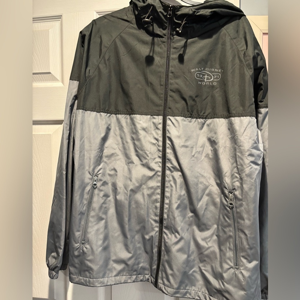 Disney Black and Gray Walt Disney World Windbreaker/Rain Jacket